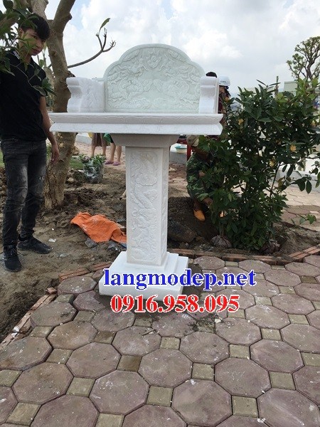 Hình ảnh bàn miếu thờ ông thiên địa thần linh bằng đá trắng đẹp