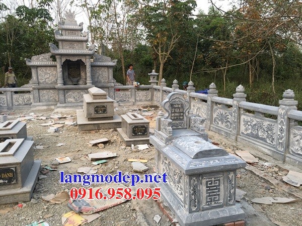 62 Mẫu mộ không mái bằng đá tự nhiên nguyên khối đẹp tại Hậu Giang