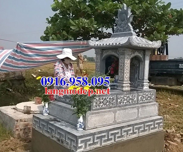 62 Mẫu mộ một mái bằng đá tự nhiên nguyên khối đẹp tại Hậu Giang
