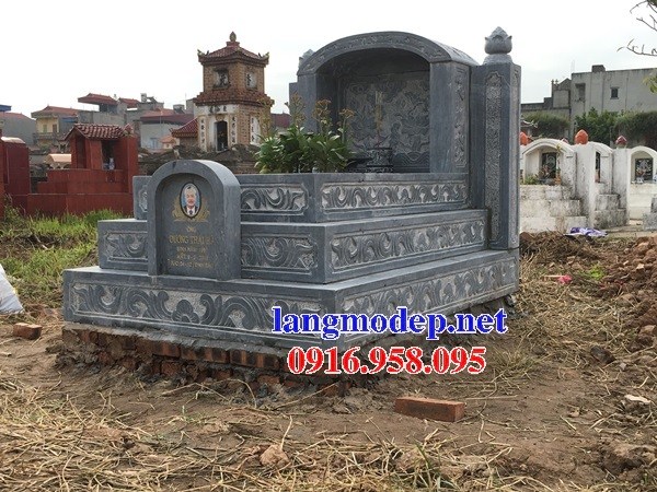 62 Mẫu mộ tam cấp bằng đá chạm khắc hoa văn đẹp tại Hậu Giang