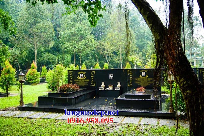 Mẫu Mộ đôi gia đình bằng đá kim sa Ấn Độ cao cấp đẹp bán tại Đồng Tháp