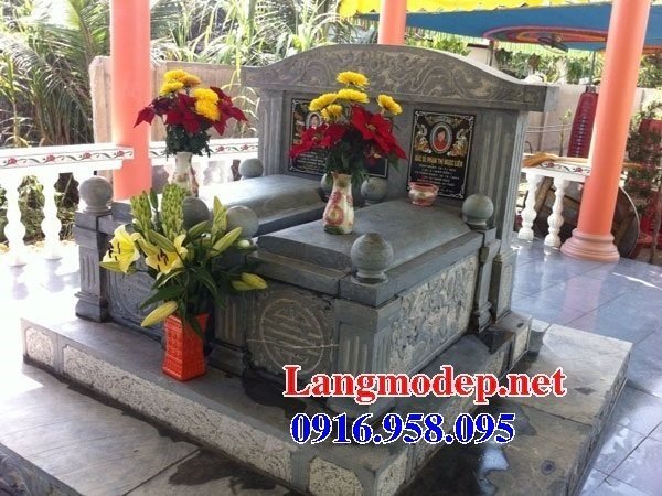 Xây mộ đôi ông bà bằng đá tự nhiên nguyên khối đẹp