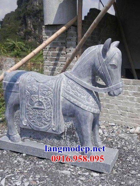 Mẫu ngựa nhà thờ họ đình đền chùa miếu bằng đá tại Bạc Liêu