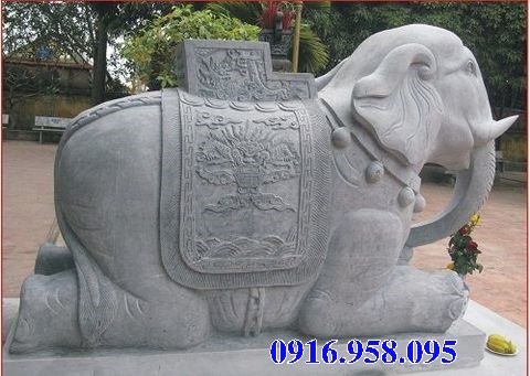Mẫu voi phong thủy nhà thờ họ bằng đá tại Bến Tre