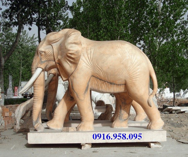 Mẫu voi phong thủy nhà thờ họ từ đường đình đền chùa miếu bằng đá vàng tại Ninh Bình
