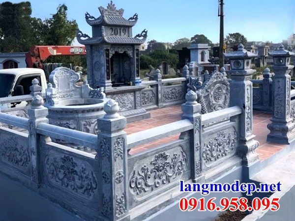 Mẫu lan can hàng rào khu lăng mộ nghĩa trang gia đình dòng họ bằng đá chạm khắc hoa văn đẹp tại Quảng Ngãi