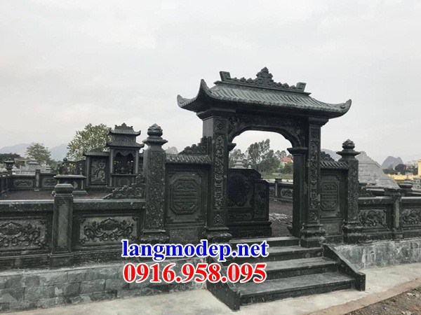 Mẫu cổng khu lăng mộ nghĩa trang gia đình dòng họ bằng đá xanh rêu cao cấp tại Kiên Giang