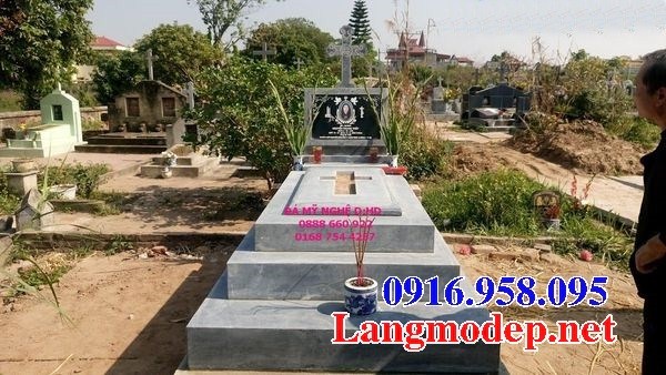 Xây mộ đạo thiên chúa công giáo bằng đá cất để tro hài cốt hỏa táng đẹp tại Bắc Ninh