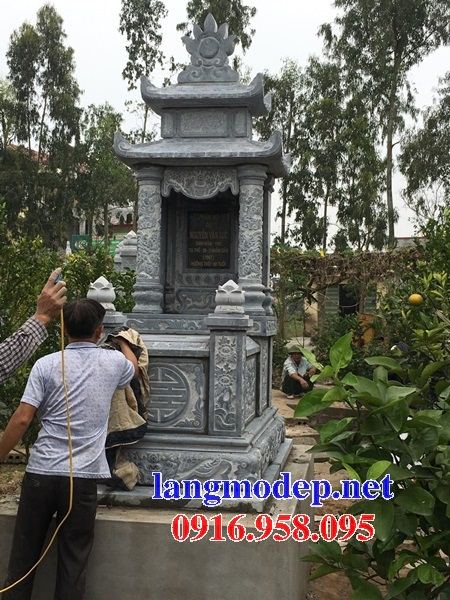 Lăng mộ hai mái bằng đá xanh Thanh Hóa đẹp tại Long An