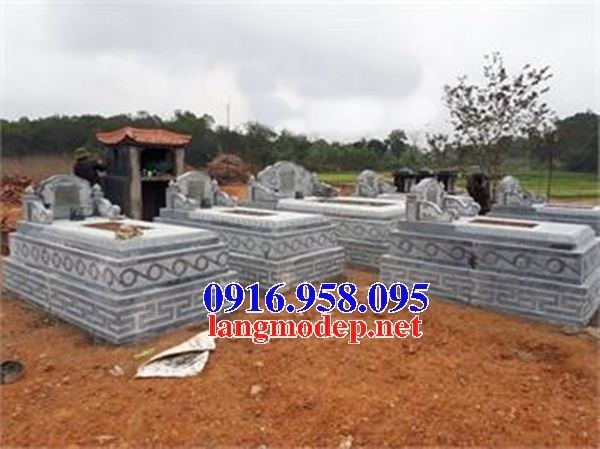 Mẫu mộ hậu bành đơn giản bằng đá nguyên khối kích thước lớn tại Tây Ninh