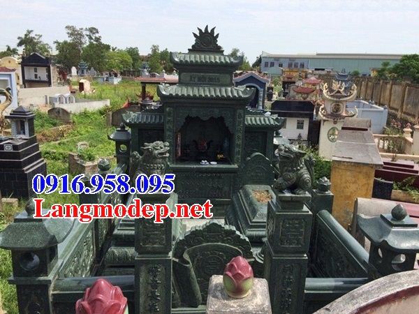 Lăng thờ bằng đá xanh rêu đẹp tại Long An