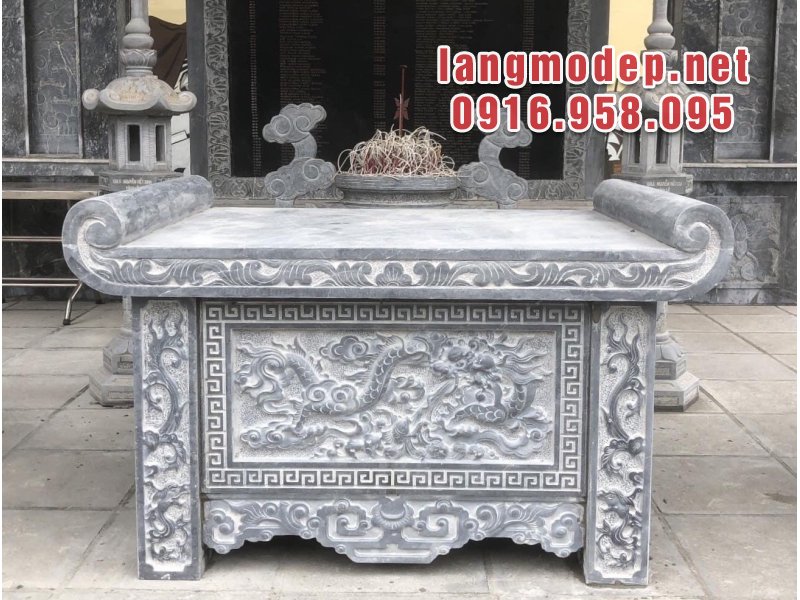 Mẫu bàn lễ đá chạm rồng đẹp chuẩn phong thuỷ, giá tốt