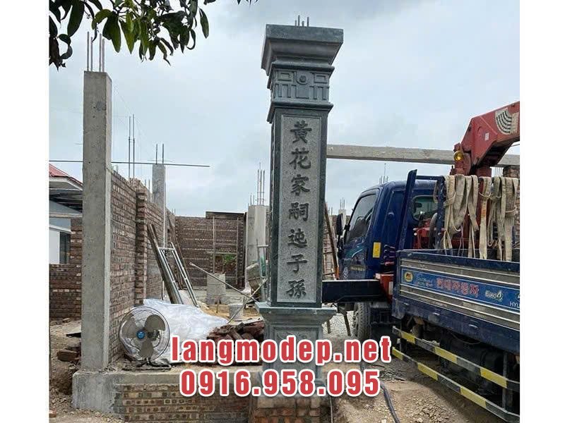 Mẫu cột đá hiên nhà thờ họ được làm bằng đá tự nhiên nguyên khối bền đẹp vĩnh cửu với thời gian