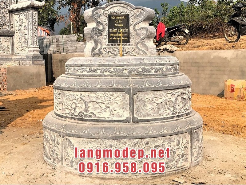 Mẫu mộ đá tròn tam cấp chạm Tứ quý kết hợp hoạ tiết đầm sen tinh xảo, đẹp mắt