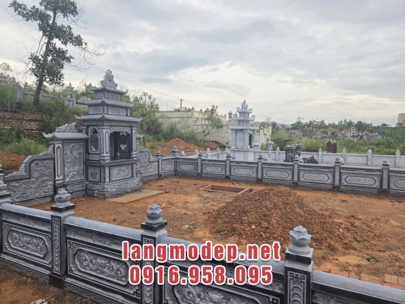 Các hạng mục trong khu lăng mộ được thiết kế tỉ mỉ, hài hoà, hợp phong thuỷ