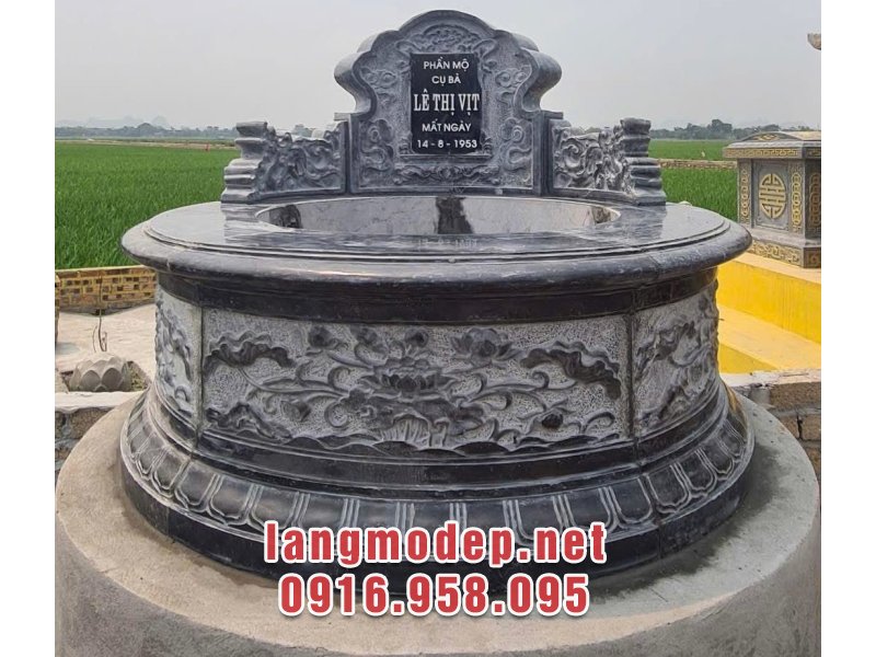 Mẫu mộ đá tròn chạm sen tinh tế, sang trọng, ý nghĩa năm 2025