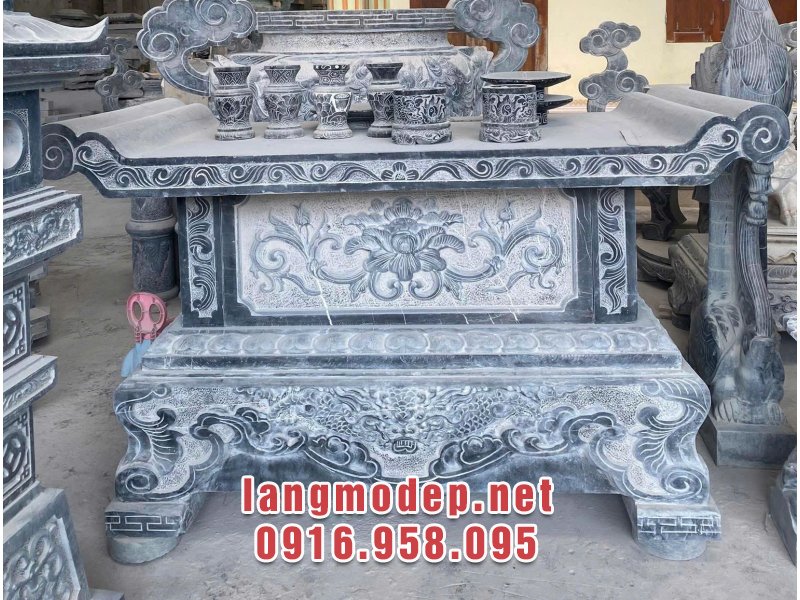 Bàn lễ đá tự nhiên chuẩn phong thuỷ, bền đẹp, giá tốt năm 2026