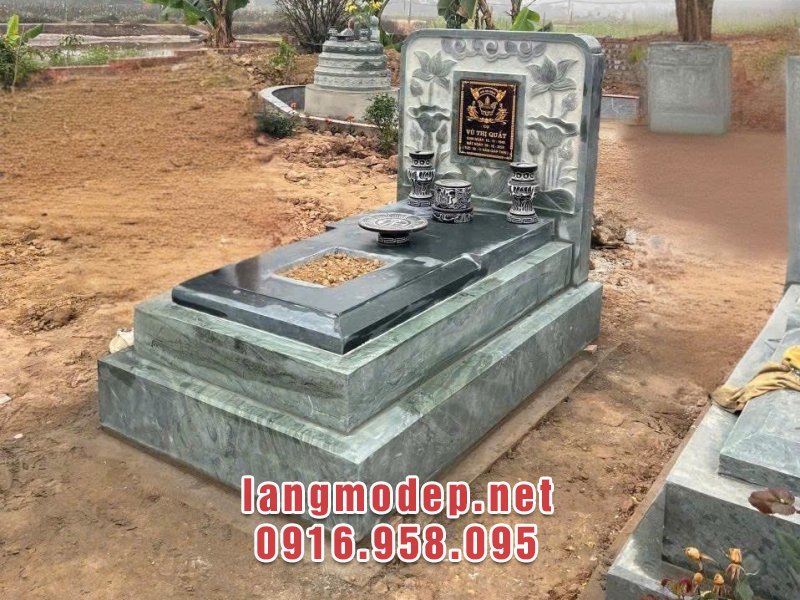 Mộ đá xanh rêu nguyên khối cao cấp sang trọng, trường tồn, giá tốt năm 2026