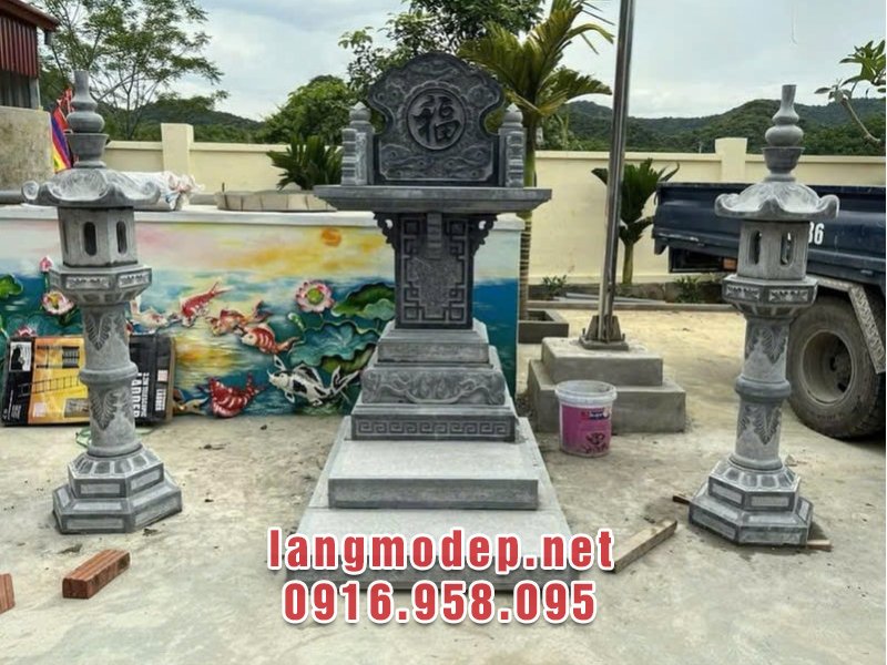 Mẫu cây hương đá thờ thần linh không mái đơn giản, ý nghĩa, bền đẹp năm 2026