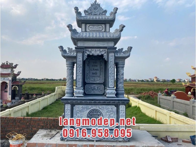 Lăng thờ chung bằng đá mang đén vẻ đẹp trang nghiêm, bề thế cho không gian tâm linh